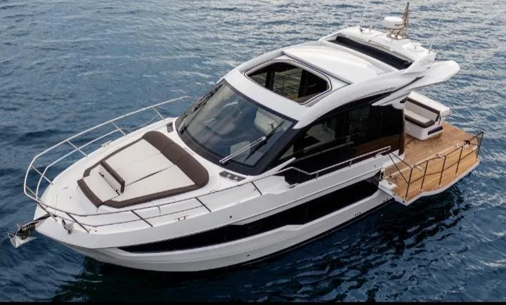 Must Sell, Make An Offer Yacht Photos Pics 