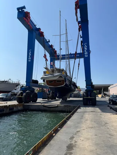 Hama Yacht Photos Pics 