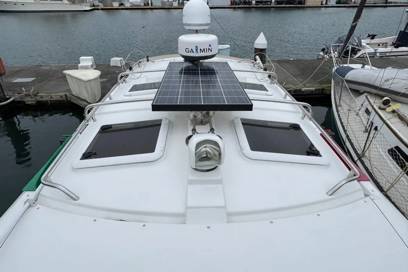  Yacht Photos Pics 2014 Cutwater 28 boat with solar panel and Garmin radar at dock.