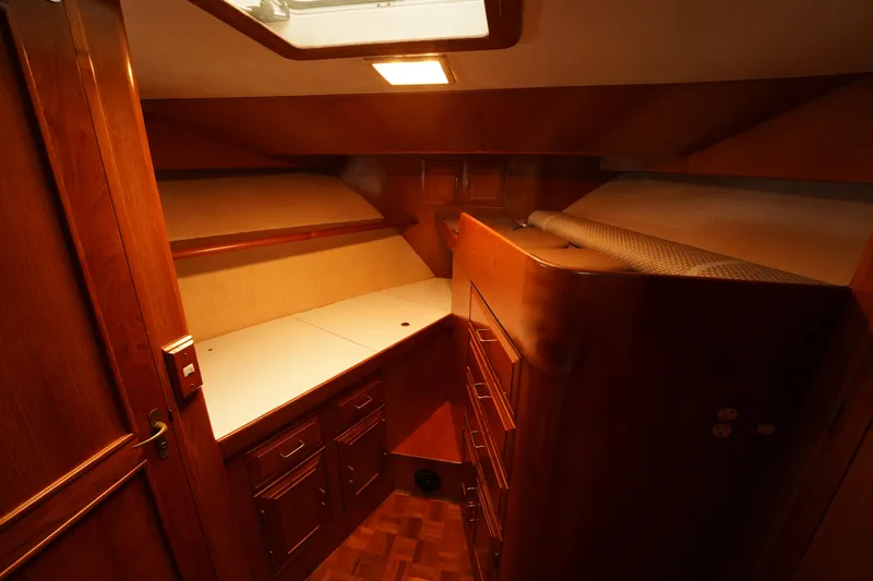 Annie Em Yacht Photos Pics 