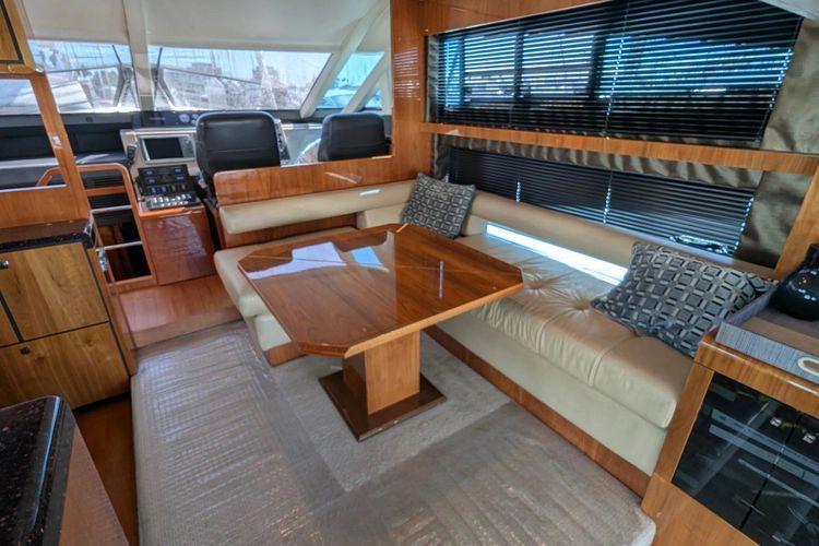 2010 Fairline 55 