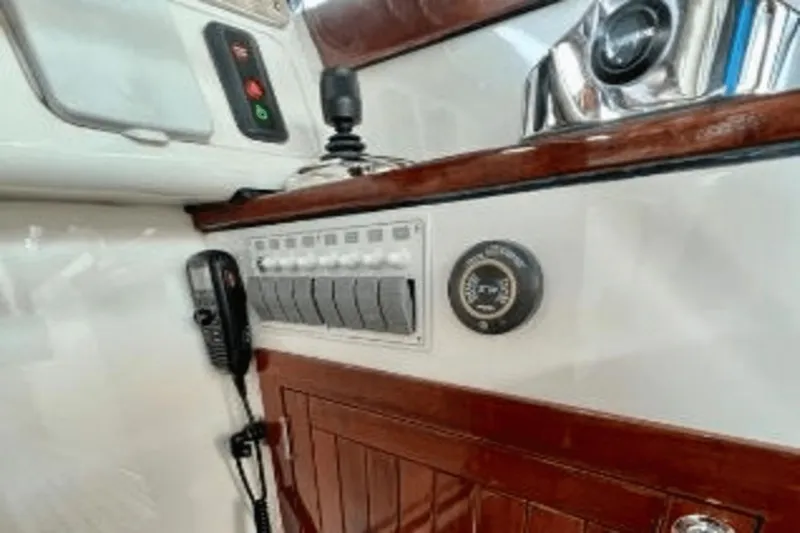 Alla Vita Yacht Photos Pics 