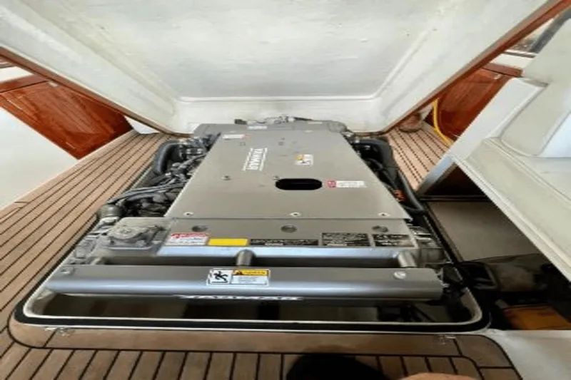 Alla Vita Yacht Photos Pics 