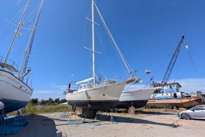 Custom Bruce Bingham Custom Steel Hull 47