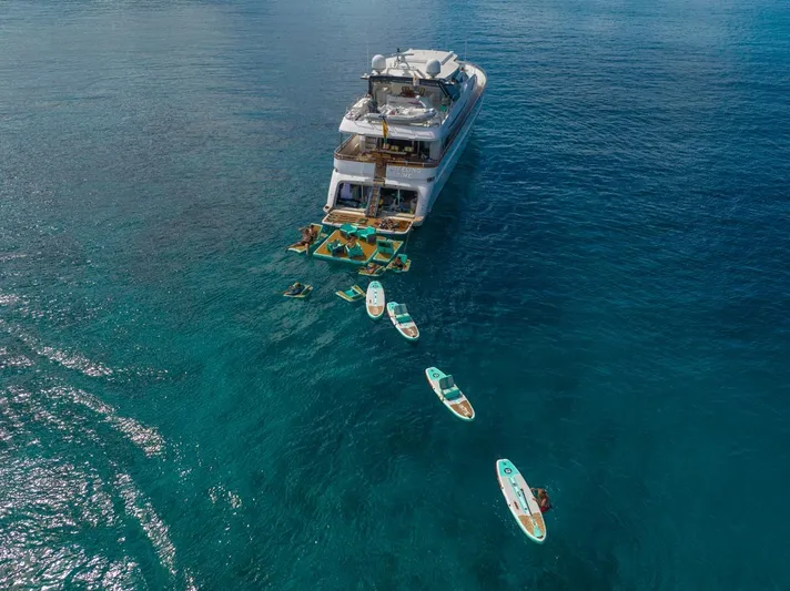 Calais Yacht Photos Pics 