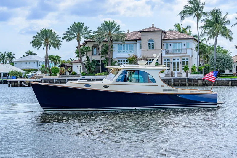 Mint Chip Yacht Photos Pics 