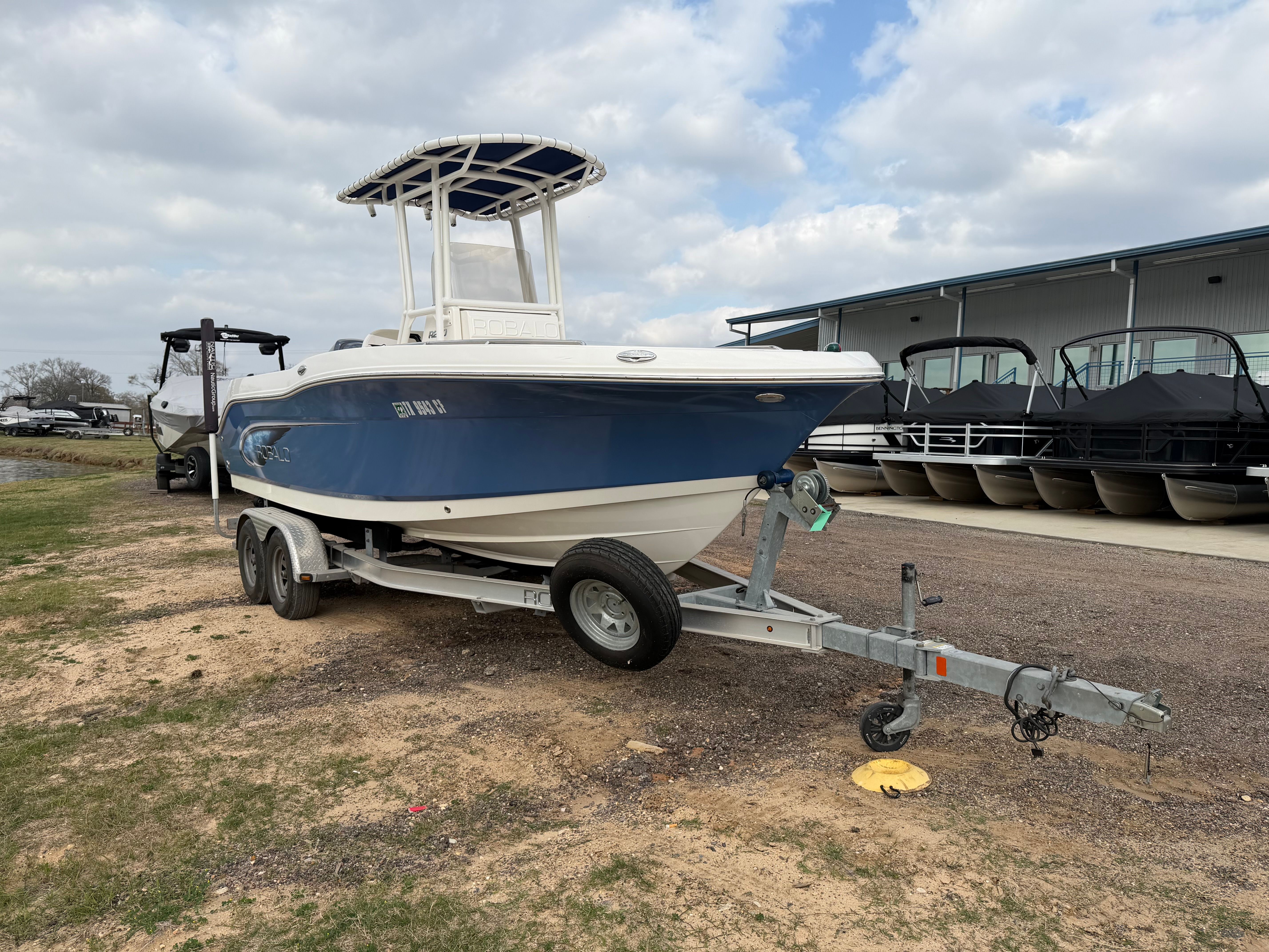 2014 ROBALO 200 CC - Image 7