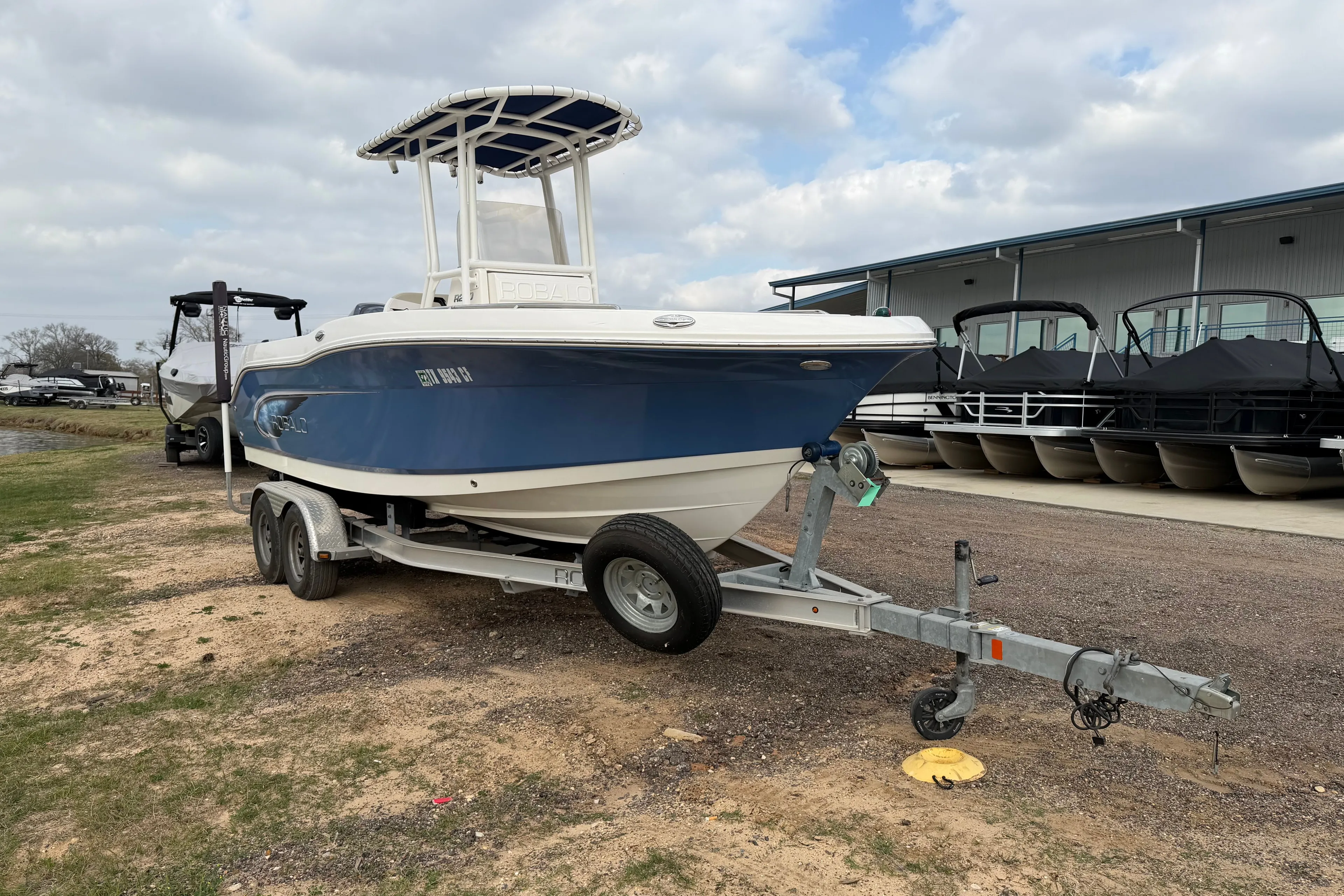 2014 ROBALO 200 CC - Image 7