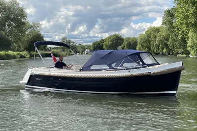 2025 Interboat Intender 820