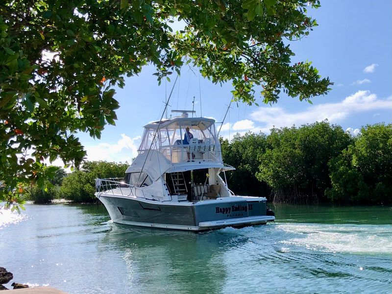 2011 Riviera 43 Open Flybridge