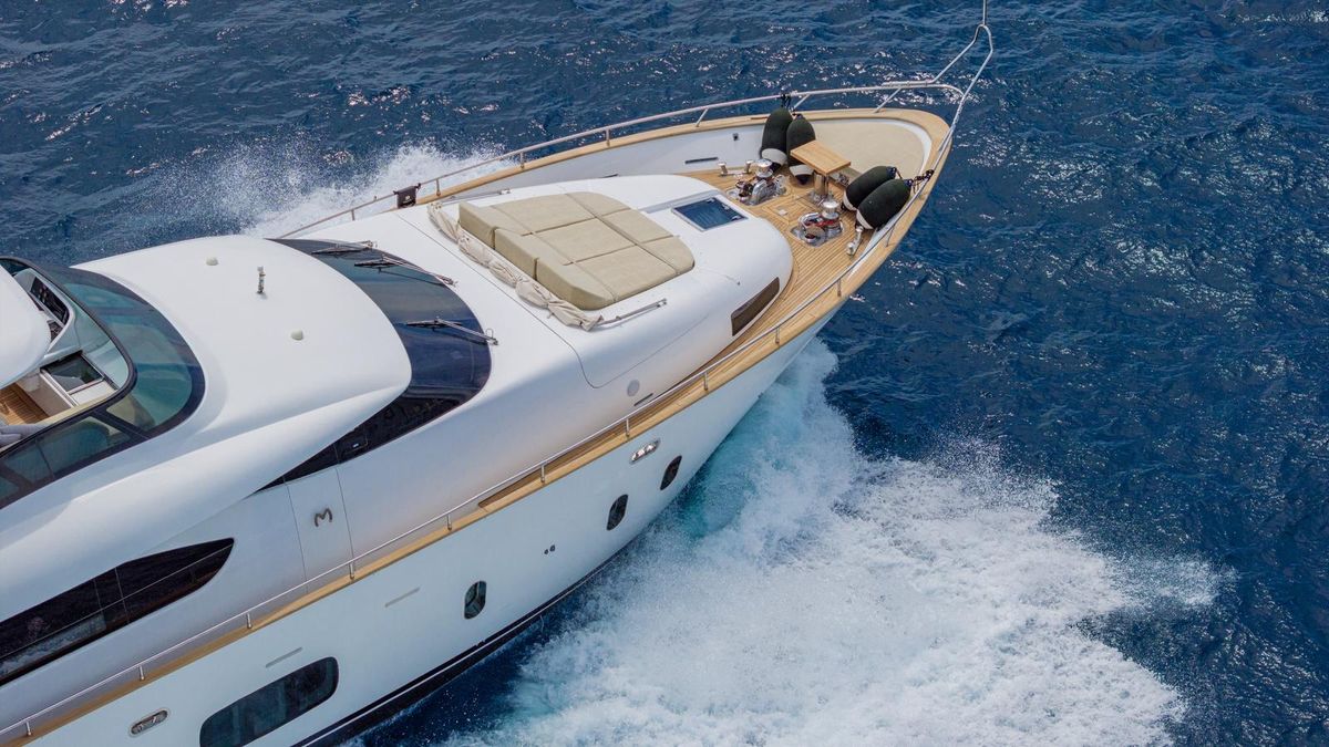 2012 Maiora 94 