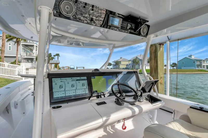 Aqua Toy Yacht Photos Pics 