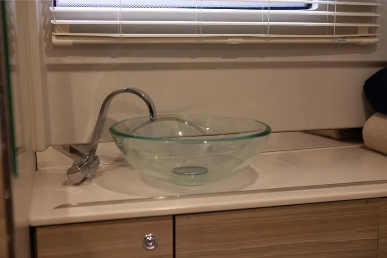  Yacht Photos Pics 2023-Saxdor-320-GTO-MarineMax