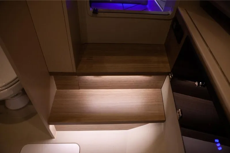  Yacht Photos Pics 2023-Saxdor-320-GTO-MarineMax