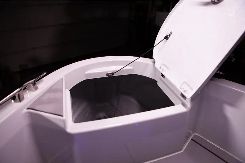  Yacht Photos Pics 2023-Saxdor-320-GTO-MarineMax