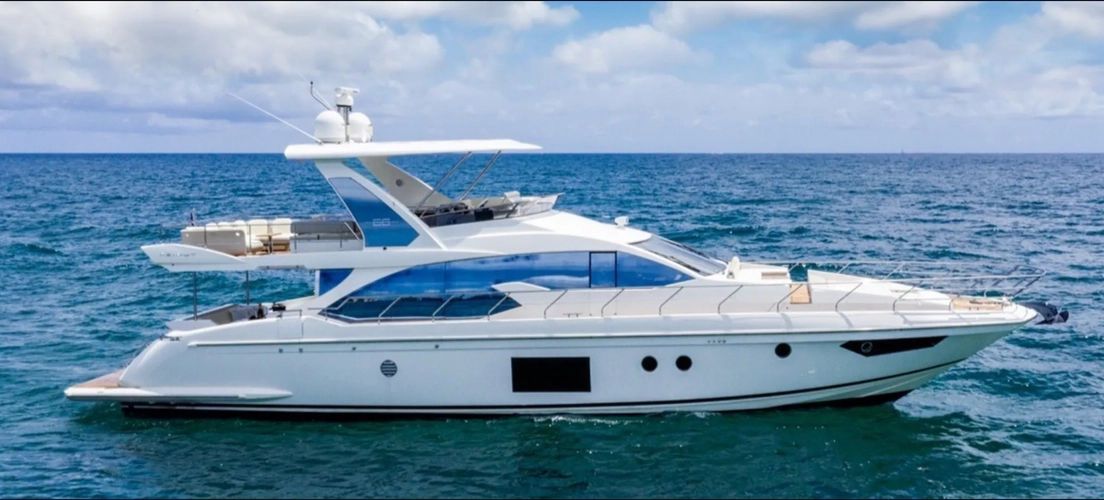 2016 Azimut 66 