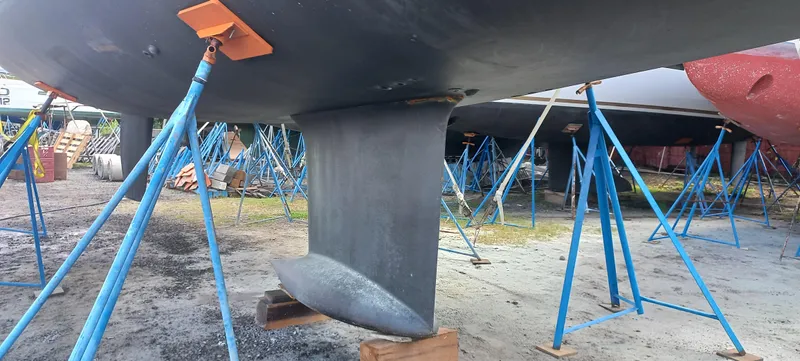 Pelican Yacht Photos Pics 