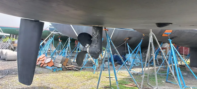 Pelican Yacht Photos Pics 