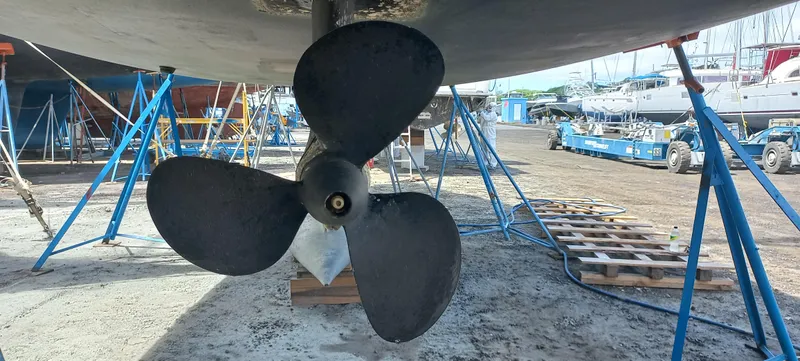 Pelican Yacht Photos Pics 