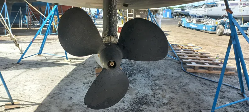 Pelican Yacht Photos Pics 