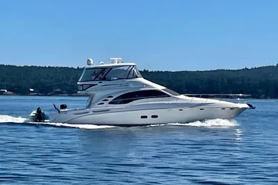 Sea Ray 58 Sedan Bridge