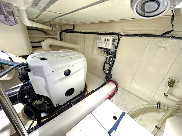 Phoenix Yacht Photos Pics 