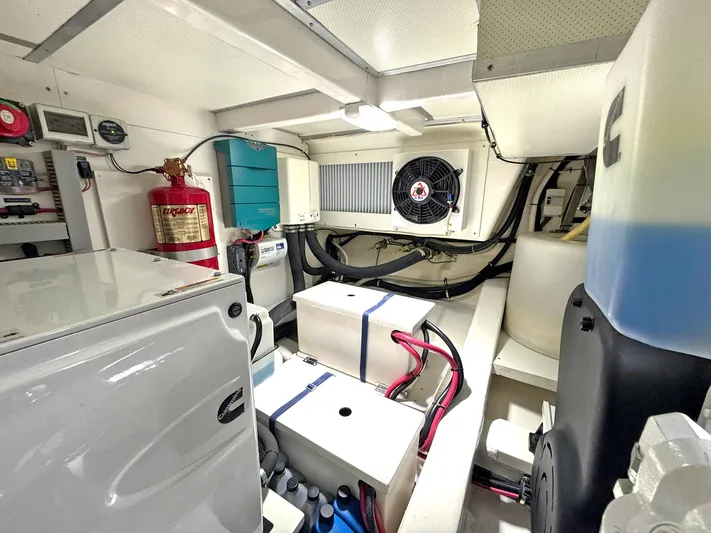 Phoenix Yacht Photos Pics 