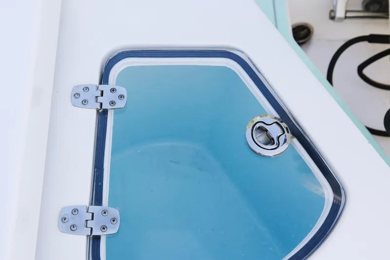  Yacht Photos Pics 2017 Albury Brothers center console boat hatch with metal hinges and latch.