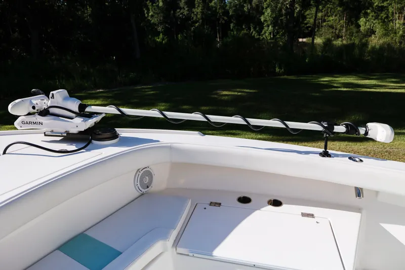  Yacht Photos Pics 2017 Albury Brothers center console boat with Garmin trolling motor.