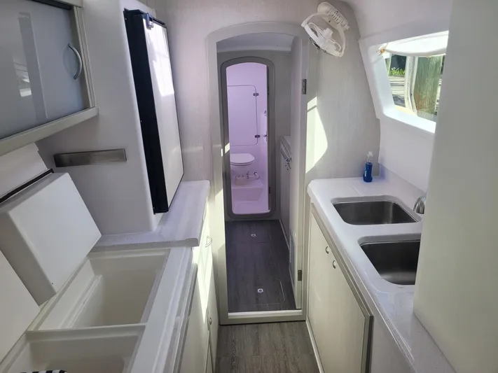 Ohana Yacht Photos Pics 