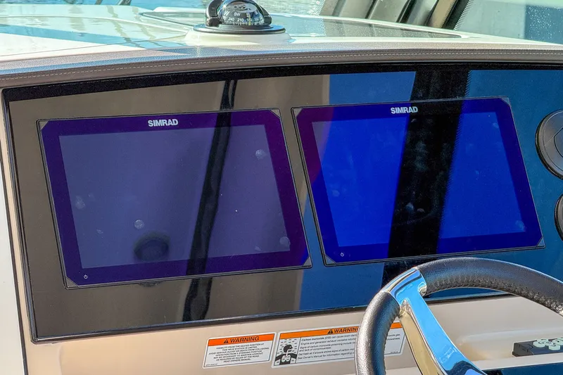  Yacht Photos Pics Simrad displays on the 2025 Boston Whaler 330 Vantage boat.