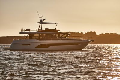 2024 Prestige X60