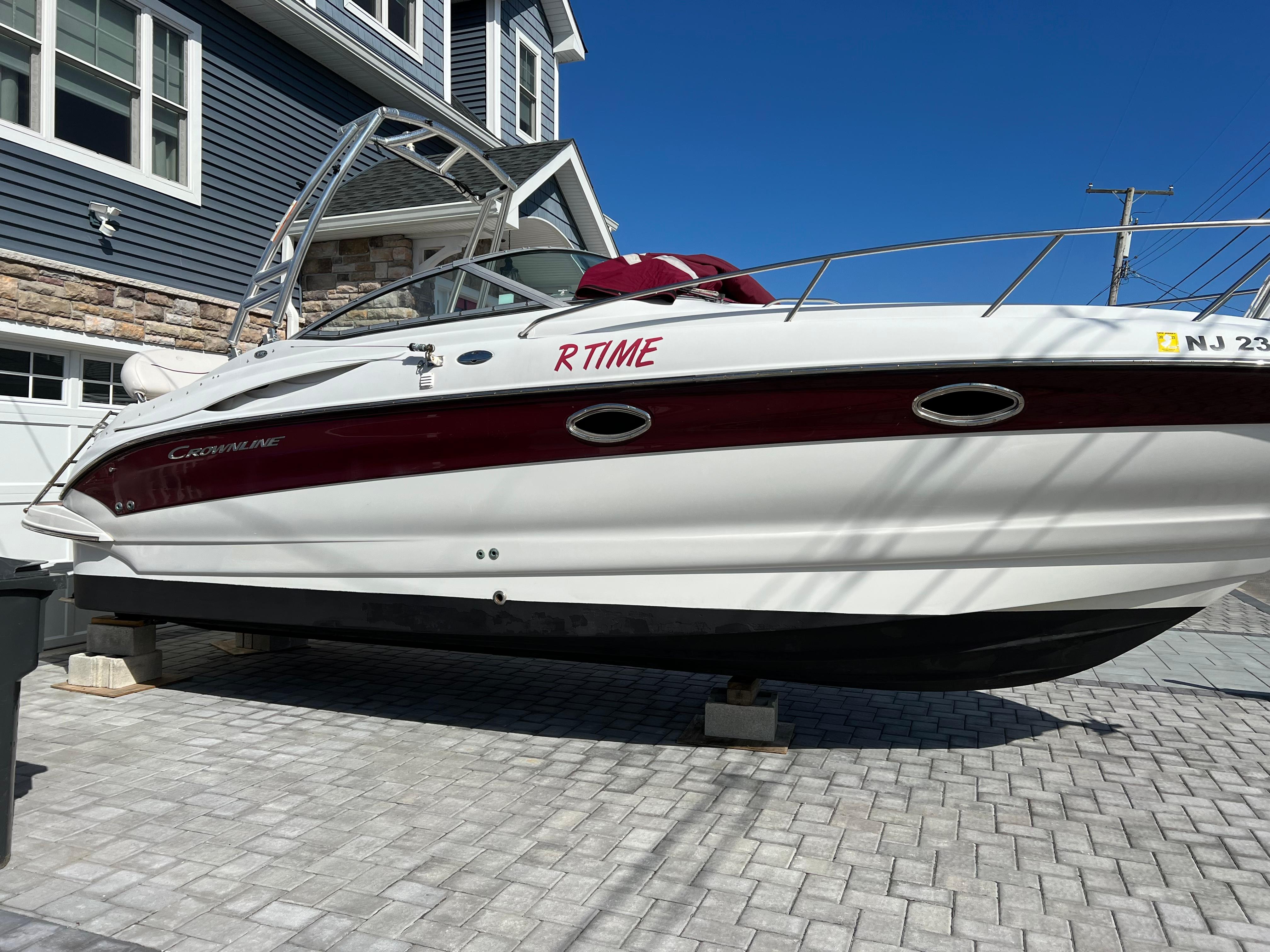 2004 Crownline 270 CR Cuddy Cabin for sale YachtWorld