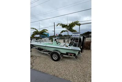 Hell's Bay Professional