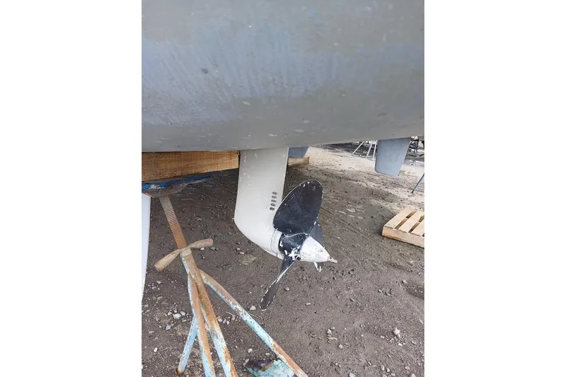 Jack Yacht Photos Pics 2024 Lagoon 42 catamaran propeller and rudder on dry dock.