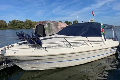 1993 Marex 290 Sun Cruiser