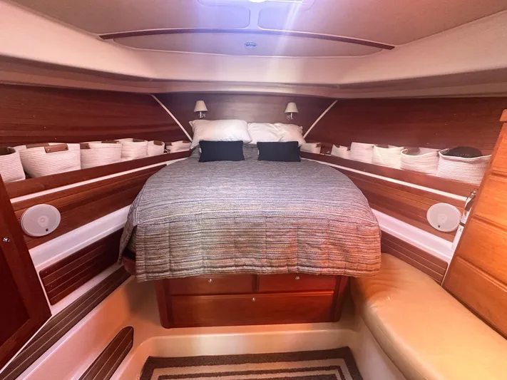 Tlc Yacht Photos Pics 