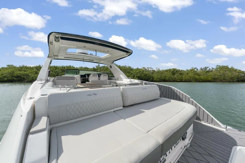  Yacht Photos Pics 2022 Sea Ray SLX 400 Outboard luxury boat on calm water, clear sky.