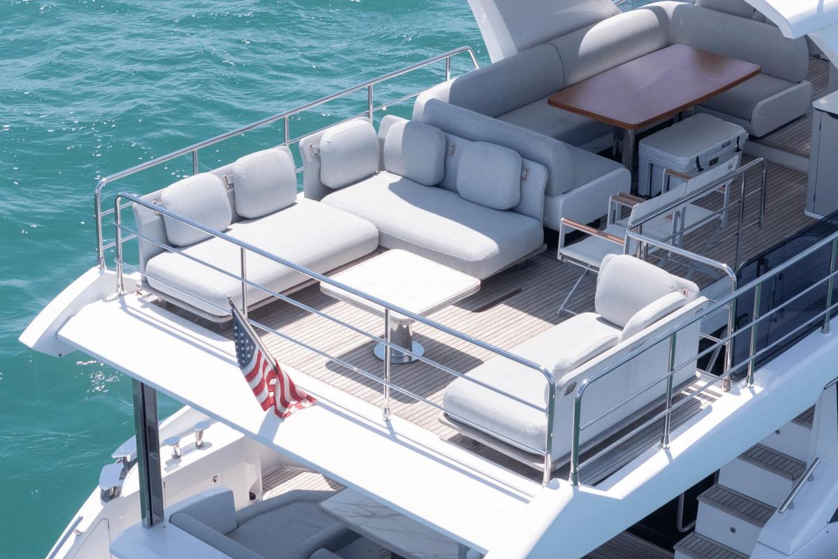 2019 Azimut 60 