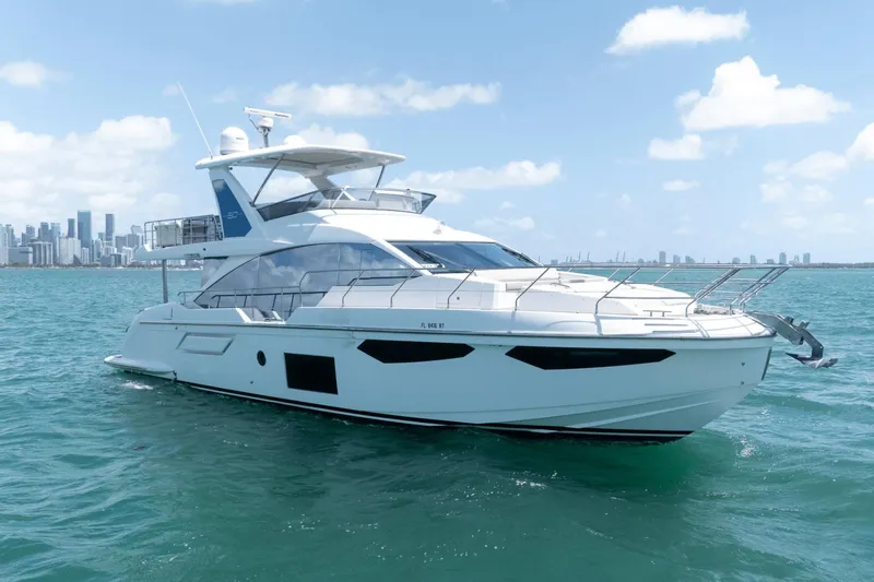 Pochoco Yacht Photos Pics 
