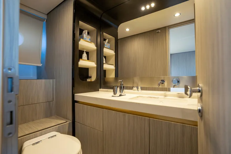 Pochoco Yacht Photos Pics 