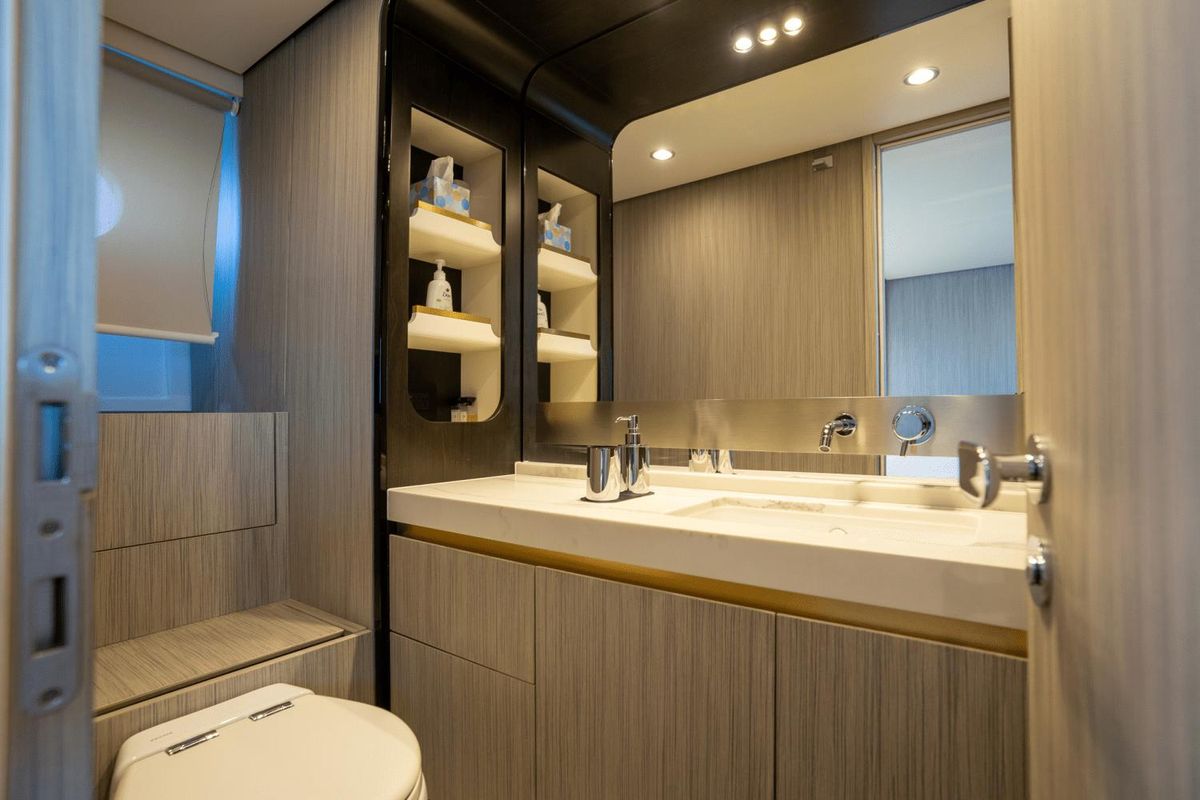 2019 Azimut 60 