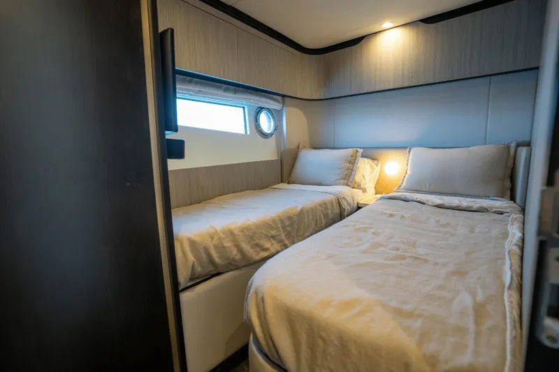 Pochoco Yacht Photos Pics 