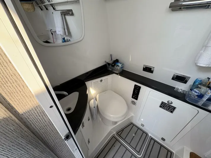 Eg Vodka Yacht Photos Pics 2020 Hcb 53 Sueños - Image 42