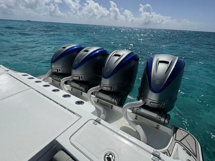 Eg Vodka Yacht Photos Pics 2020 Hcb 53 Sueños - Image 12