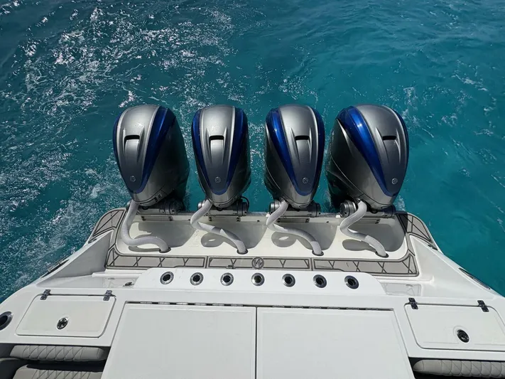 Eg Vodka Yacht Photos Pics 2020 Hcb 53 Sueños - Image 11