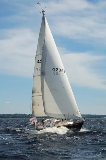 Golden Eye Yacht Photos Pics 