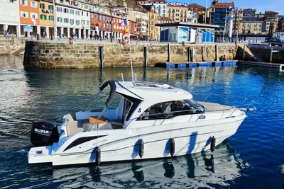 2019 Beneteau Antares 8 OB