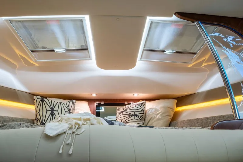  Yacht Photos Pics Manufacturer Provided Image