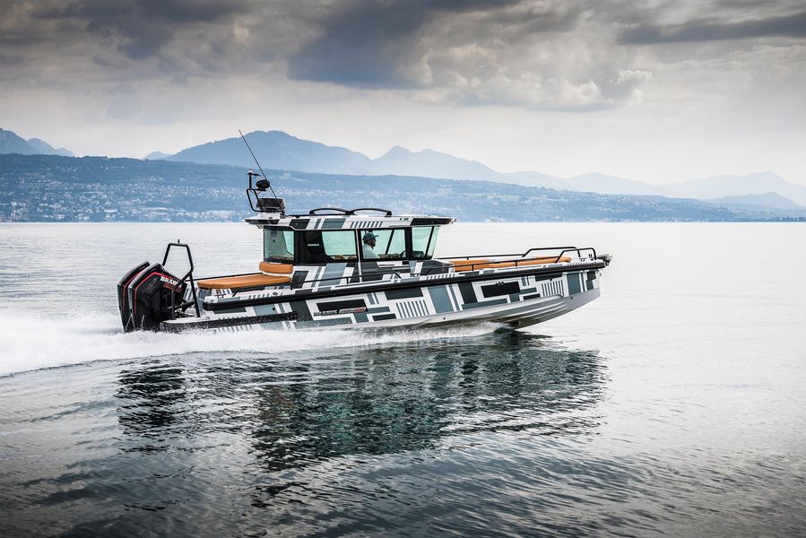 2023 Axopar Shadow 500 Cabin
